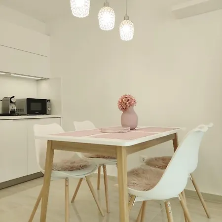 Carbona Emdona Luxury Ξενοδοχείο με διαμερίσματα 5*