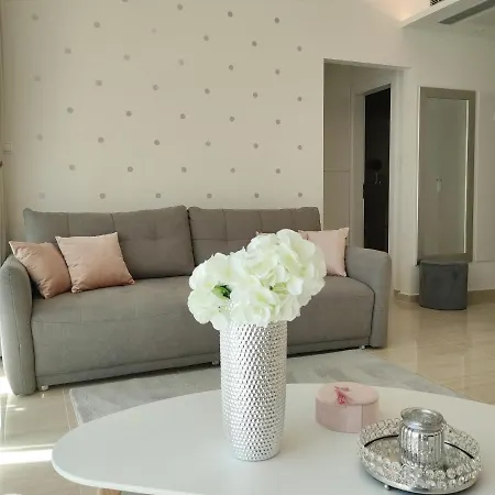 Апарт-отель Carbona Emdona Luxury Хевиз