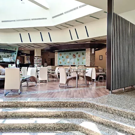 Ξενοδοχείο με διαμερίσματα Carbona Emdona Luxury 5*