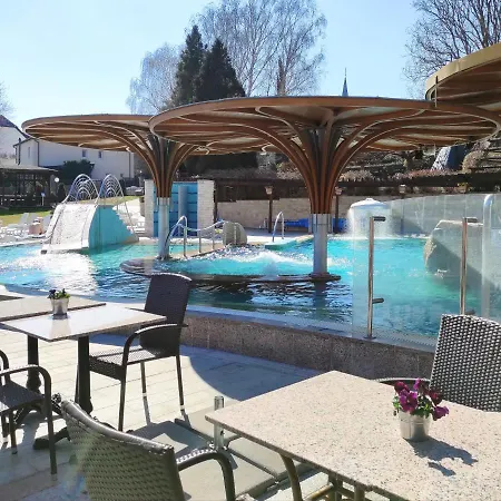 Ξενοδοχείο με διαμερίσματα Carbona Emdona Luxury