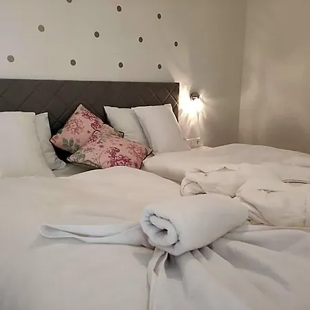 Aparthotel Carbona Emdona Luxury Heviz