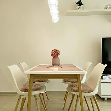 Апарт-отель Carbona Emdona Luxury