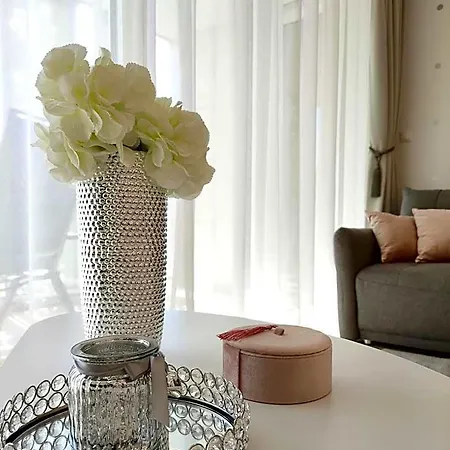 Carbona Emdona Luxury Апарт-отель Хевиз