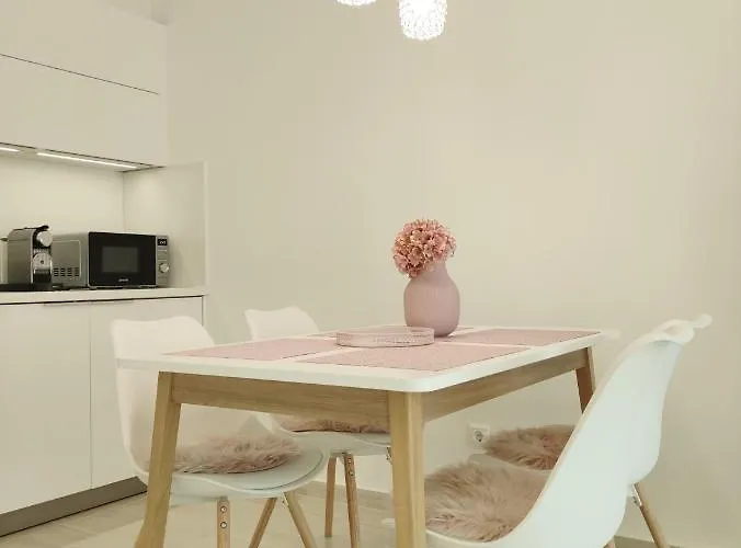 Carbona Emdona Luxury Apart Otel 5*