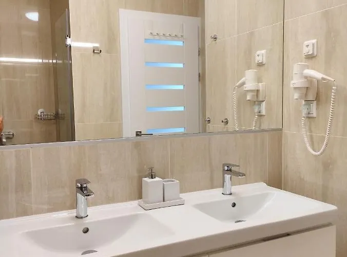 Lejlighedshotel Carbona Emdona Luxury Hévíz